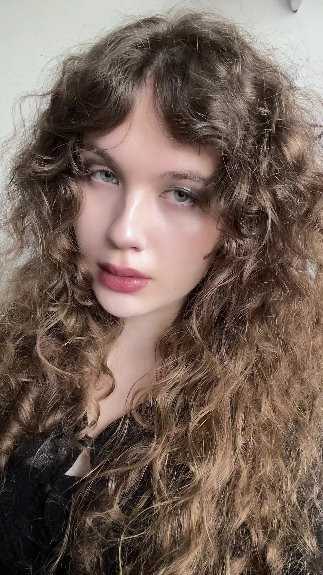 @нюта ୨୧