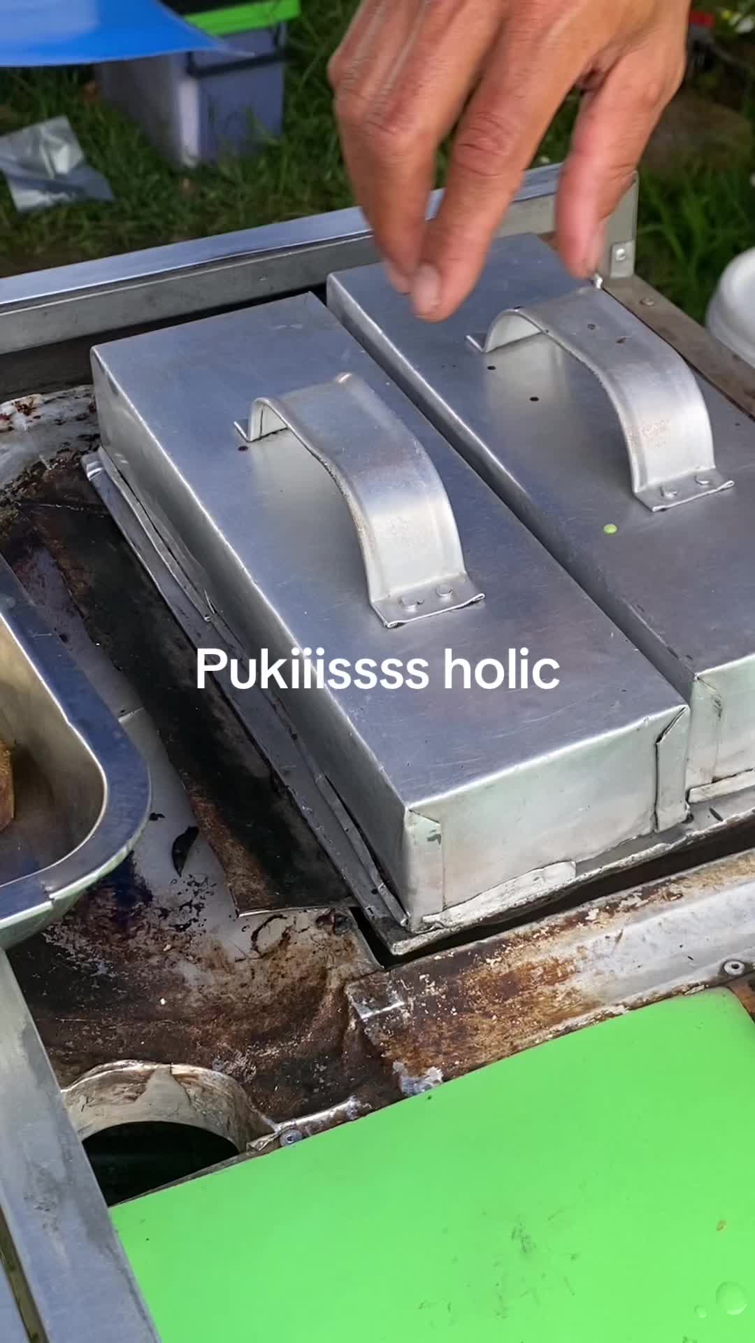 @Qw