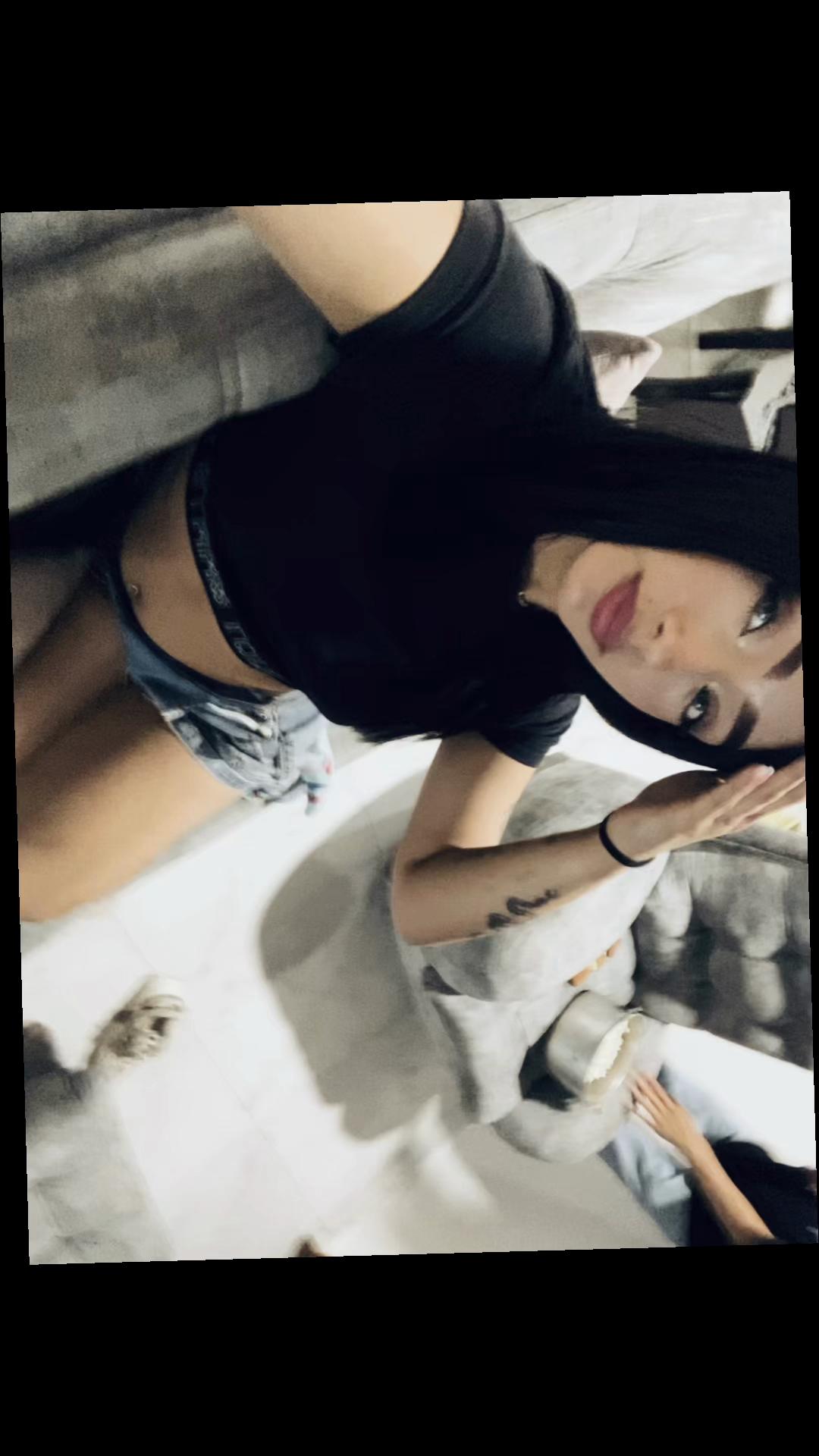 @angiecastro123_