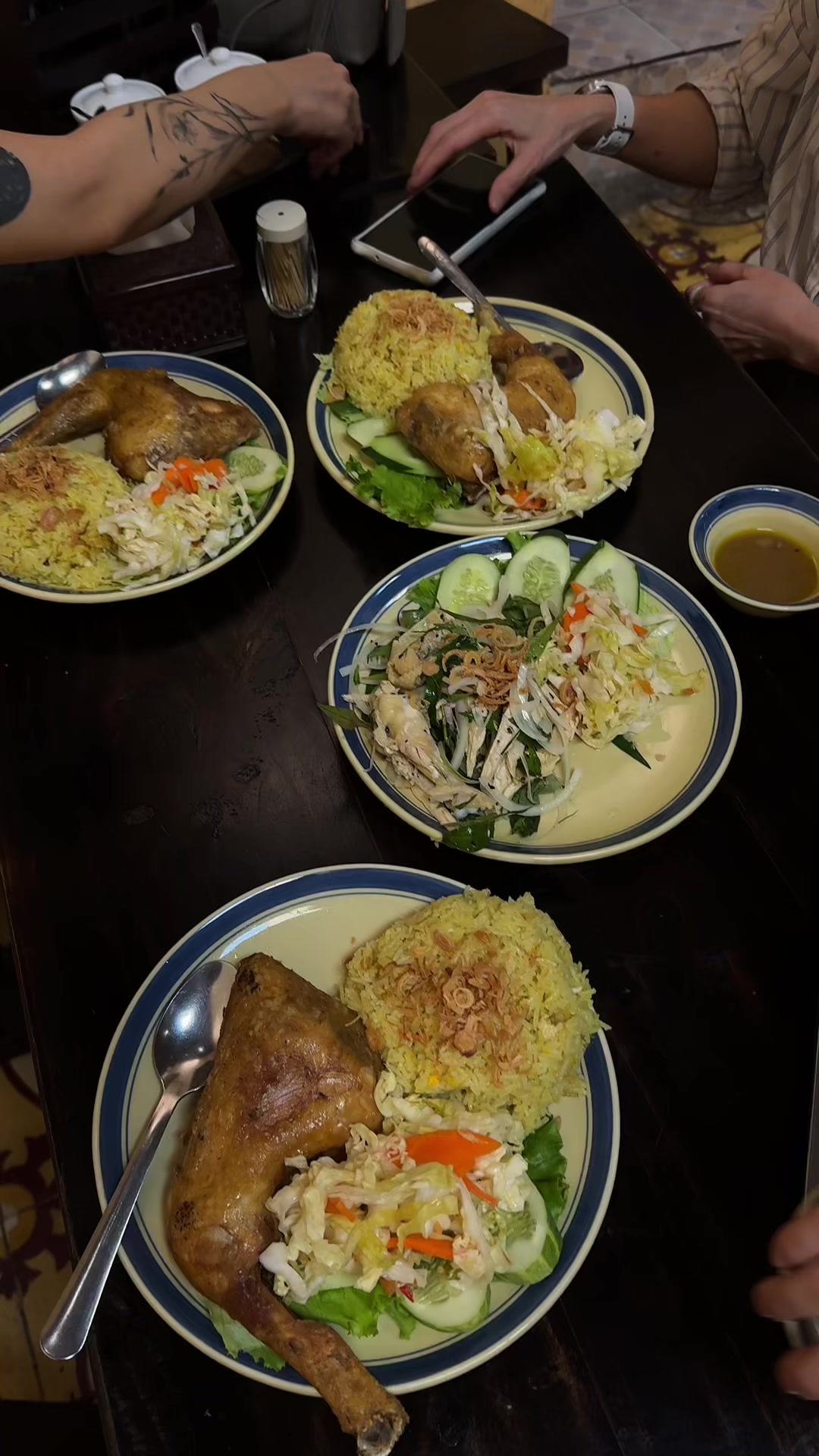 @Tiệm Chè Kám