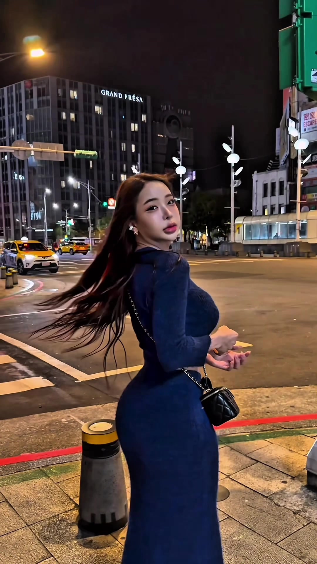 @Yoshithunchanok