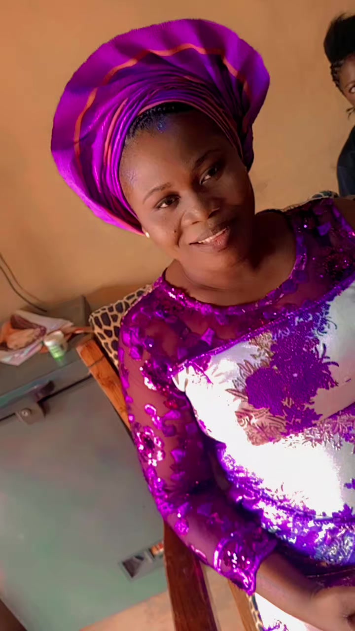 @kaffy bisola