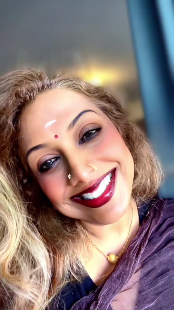 @Shobananava🇨🇦🇱🇰🇸🇬🇳🇬