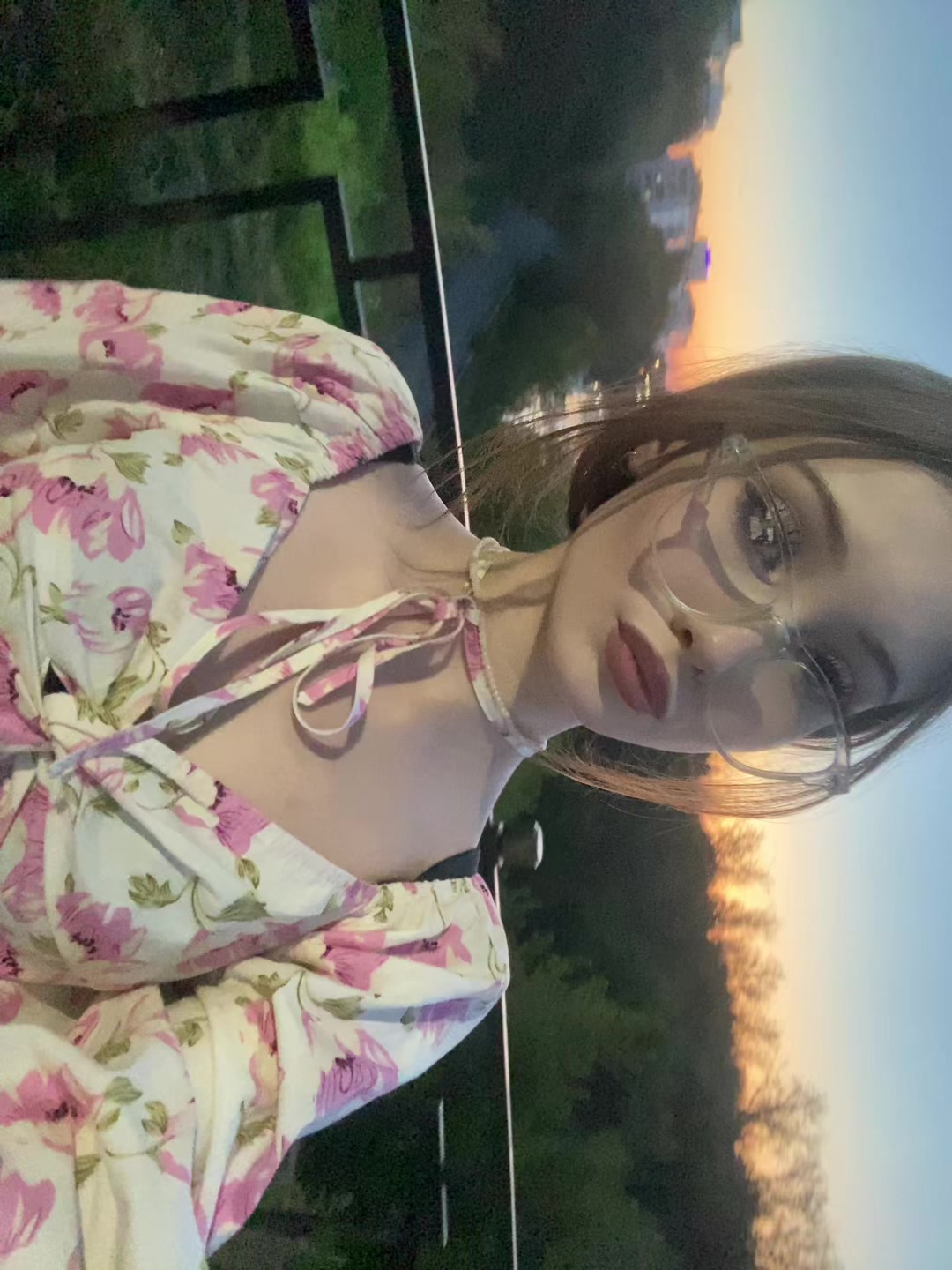 @серфова