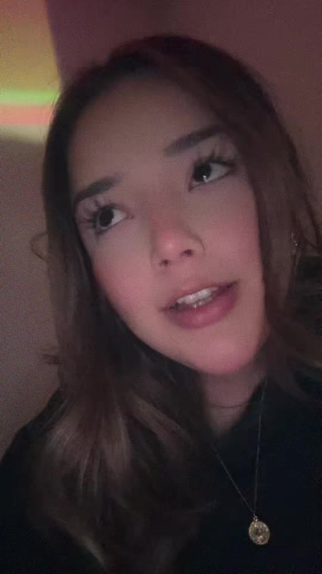 @Lara