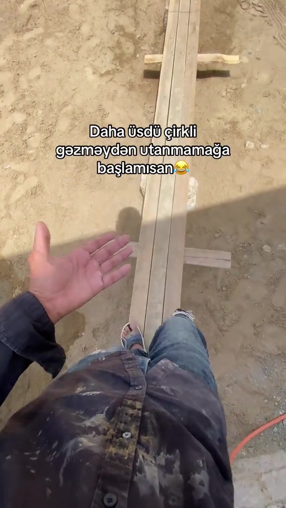@𝟏𝟏𝟏