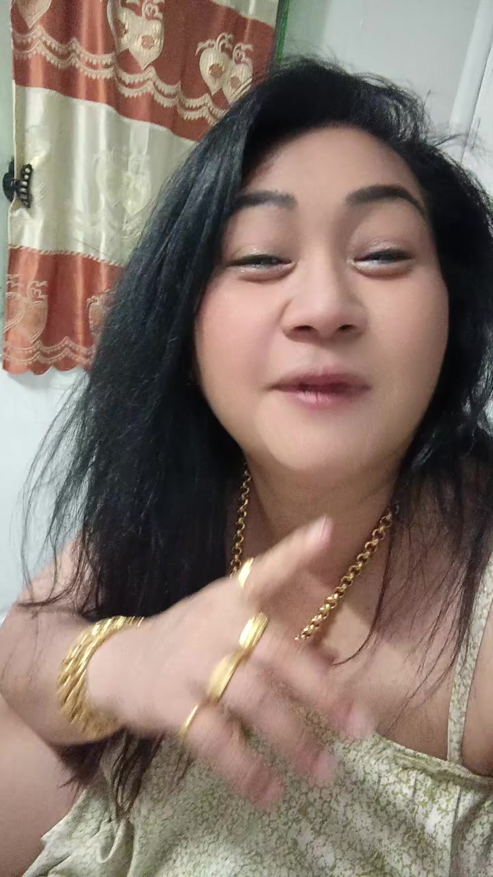@ชุลีพร ใจเย็น