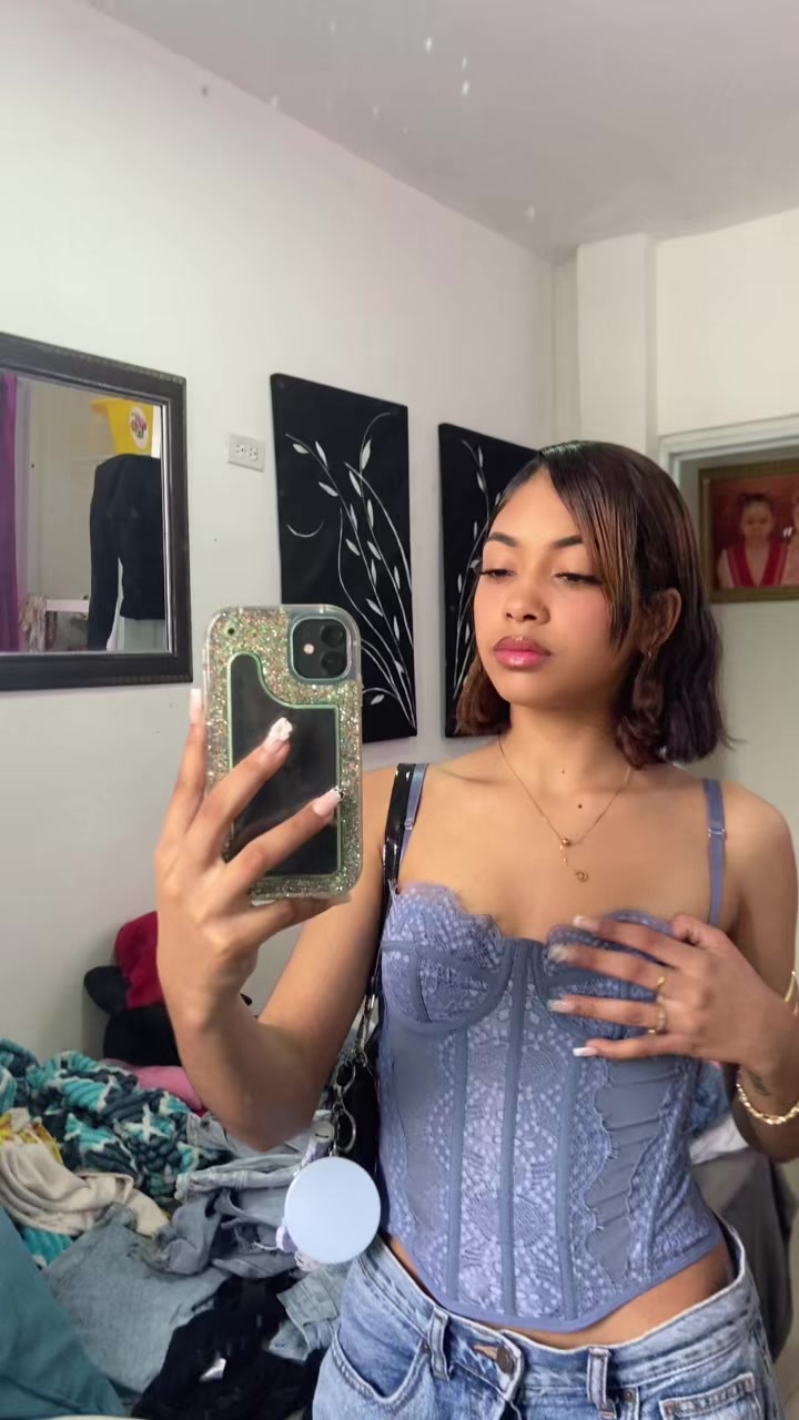 @𝓥.💕👅