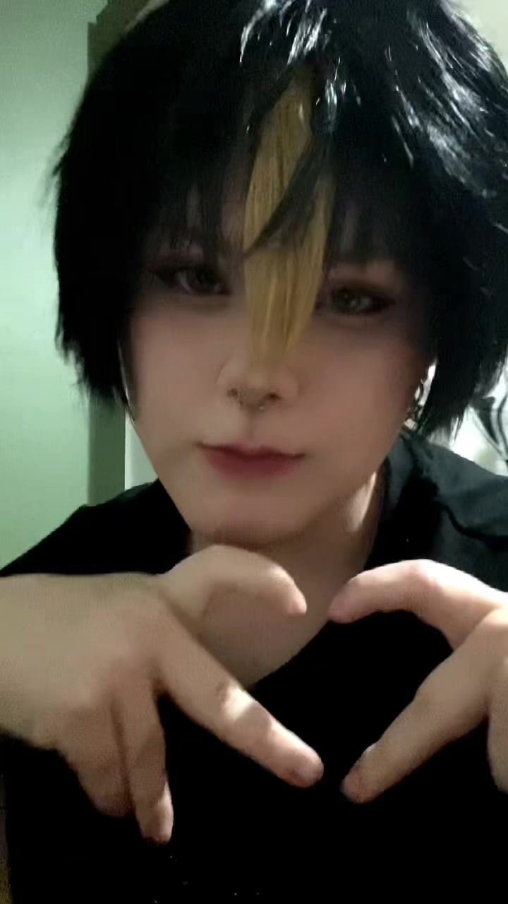 @˚ ⋆.˚✮ Vee ✮˚.⋆˚