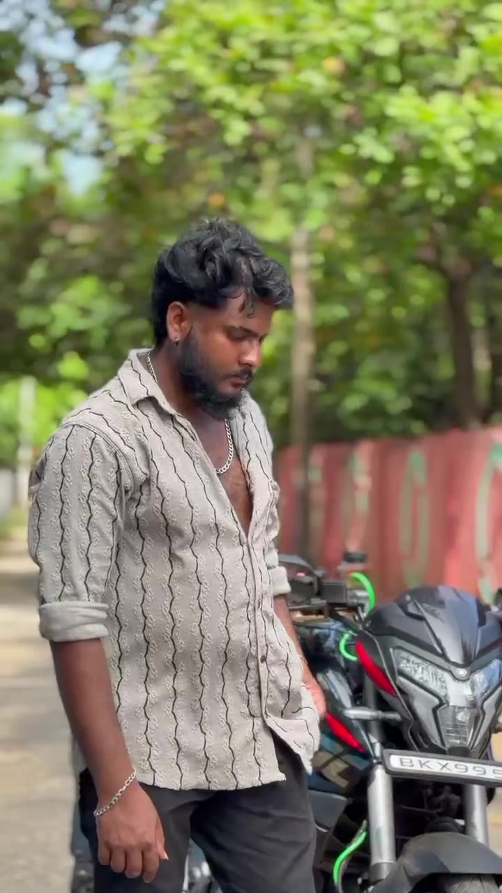 @🫵தனிமைஜின்❤️🩹காதலன் 🫵