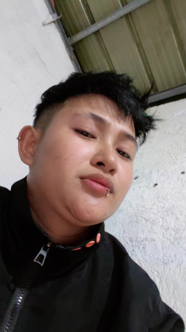 @Es Em♠️