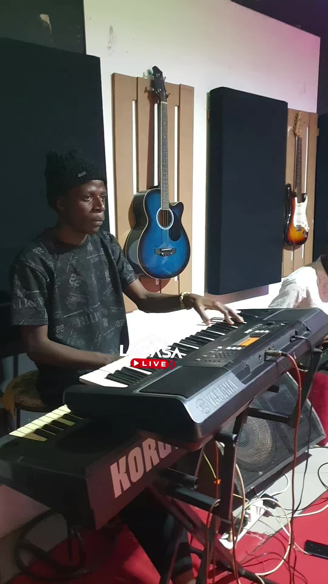 @𝑳𝑨 𝑪𝑨𝑺𝑨 𝑳𝑰𝑽𝑬 📰🎤