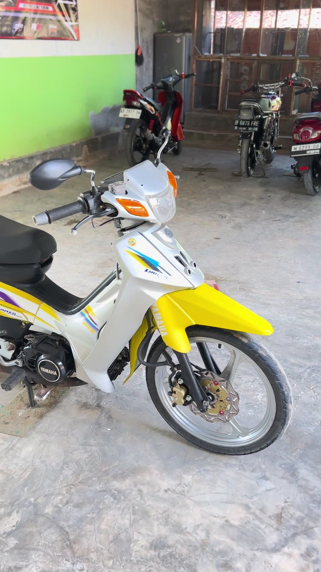 @FR GARAGE.37