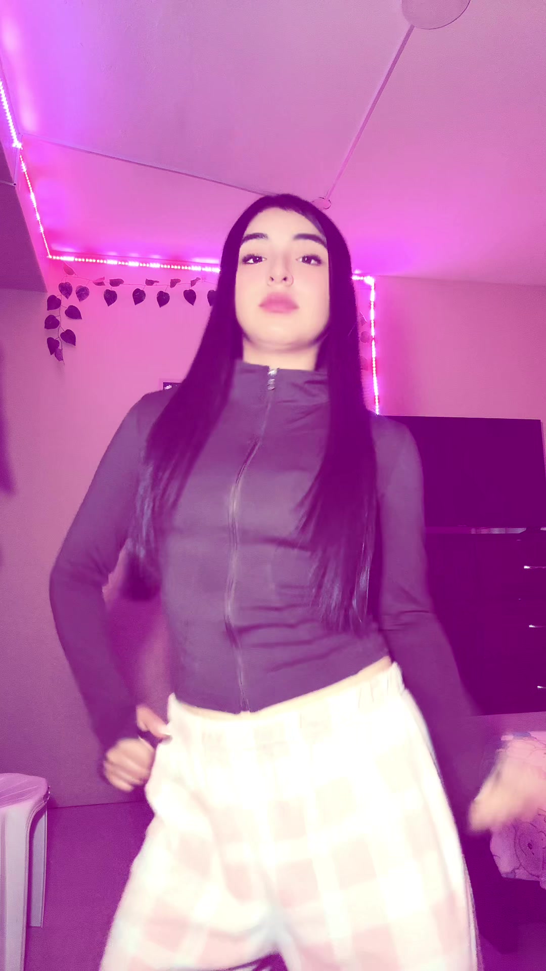 @daeslycat