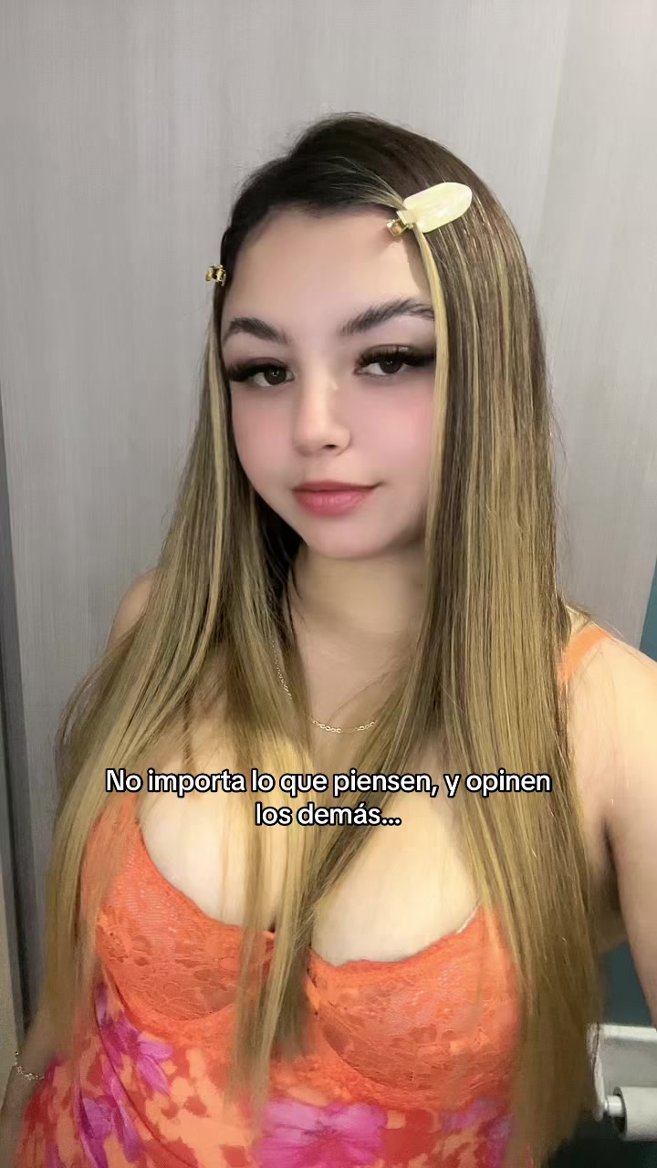 @Tania_