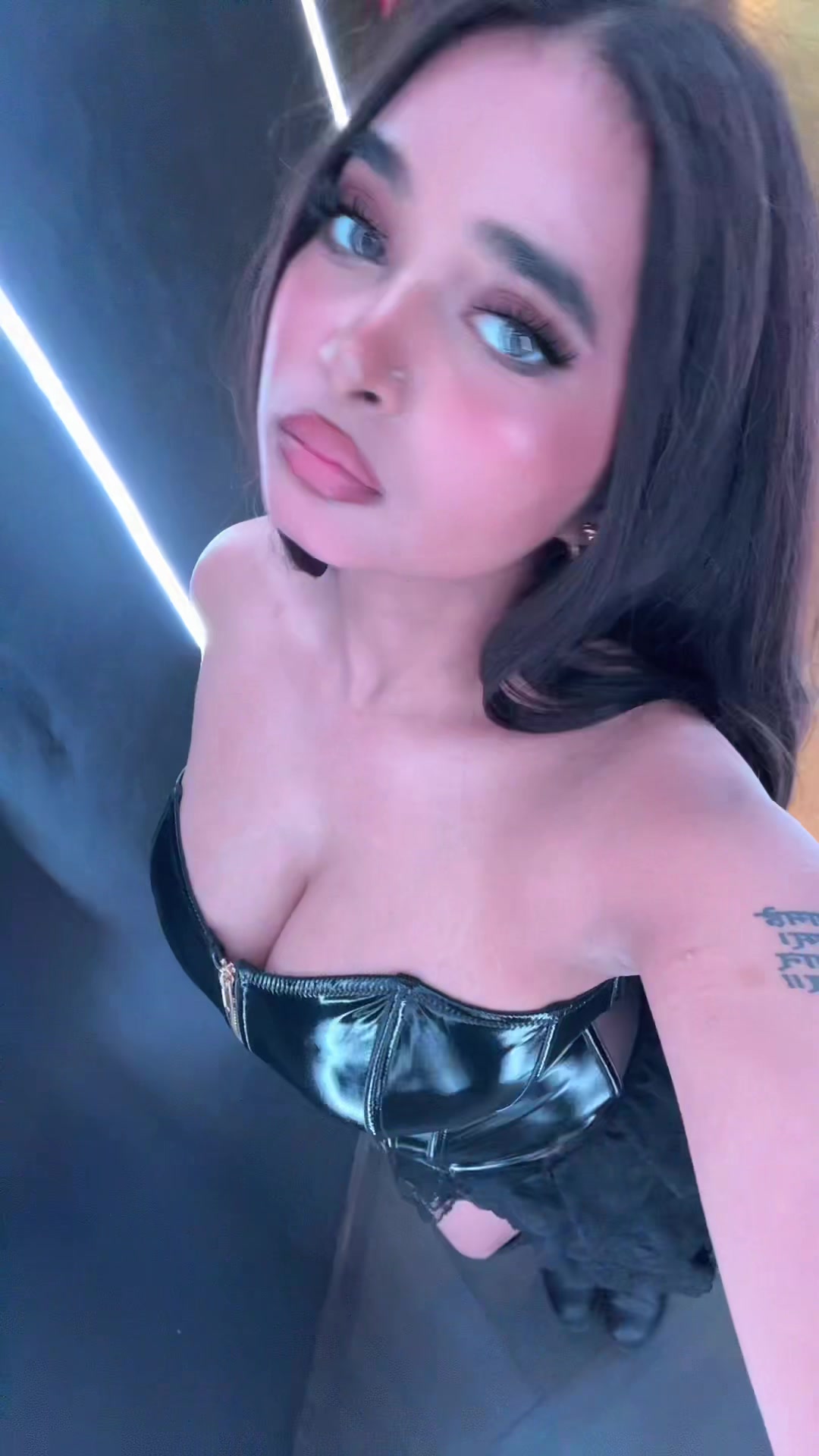 @Ana 🦋