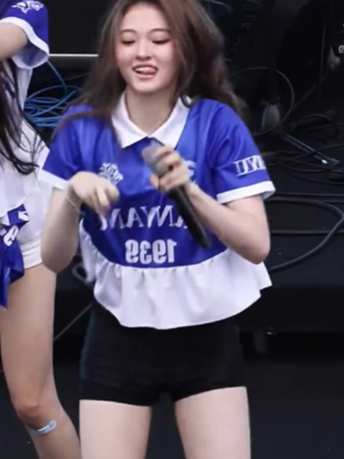 @최애의 순간 (Bias Moment)