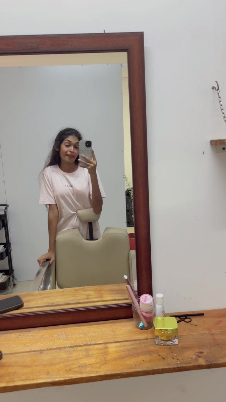 @"𝓐𝓫𝓱𝓲 𝓰𝓲𝓻𝓵 🎀🤍"