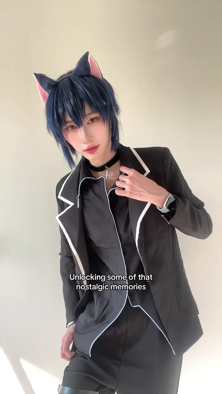@Angel ˚✧ Cosplayer