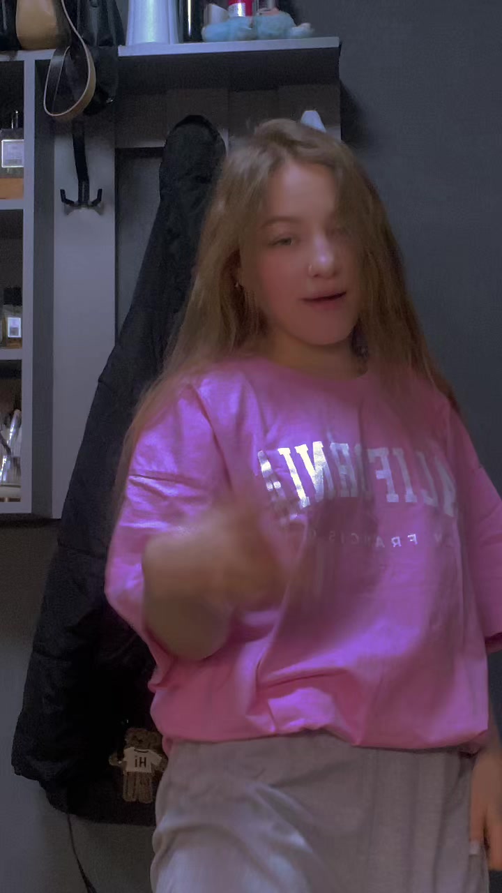 @🍑Танцующий орешек🍑