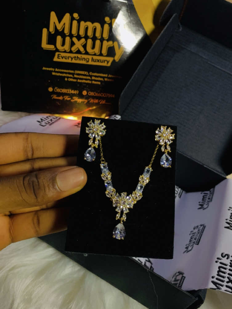 @Mimi’s luxury💕(A jewel brand)