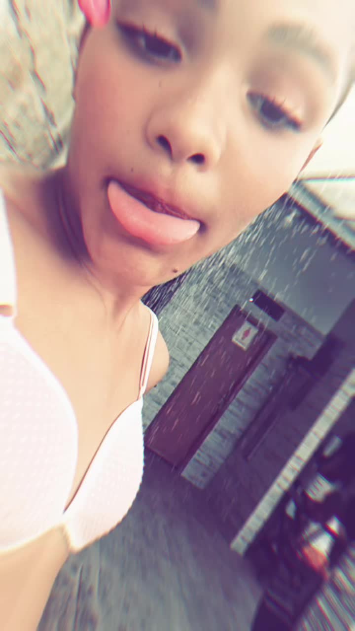 @lolozinha