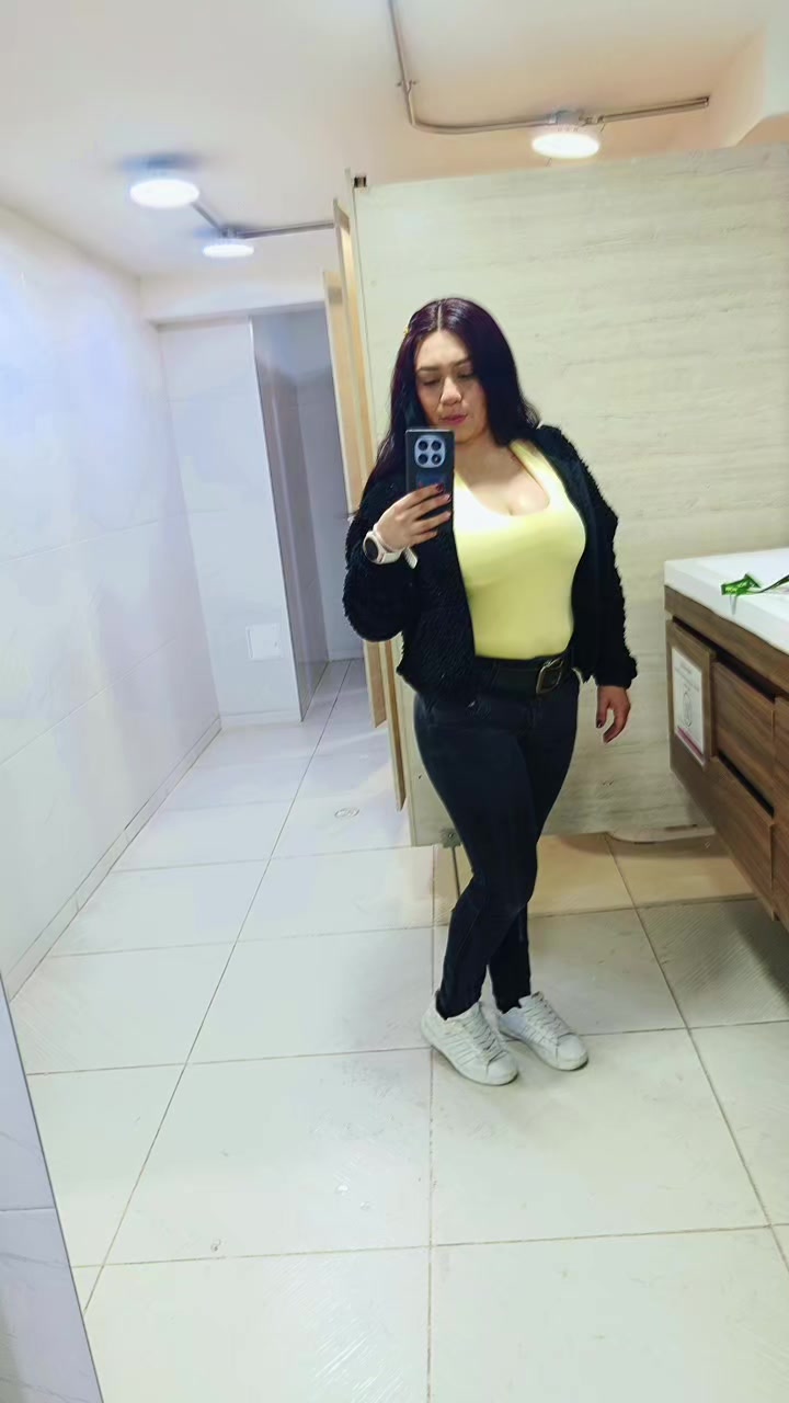 @🤩👩&zwj;👦Angie Rueda🥰👼🏻👣