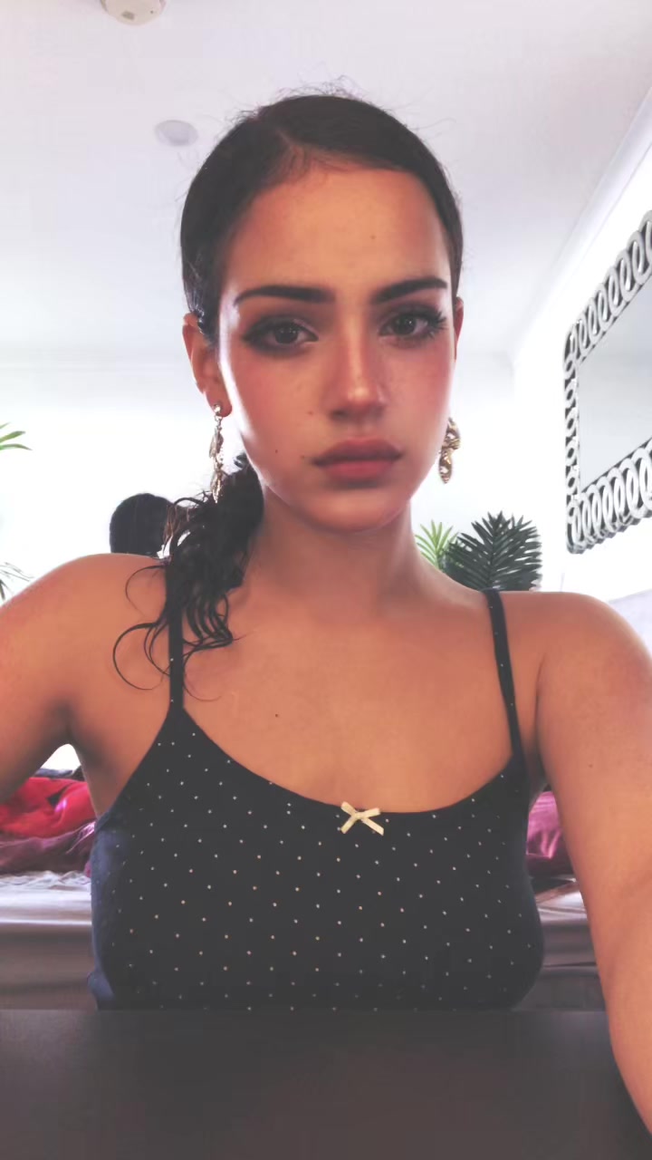 @sparklyhotgirl