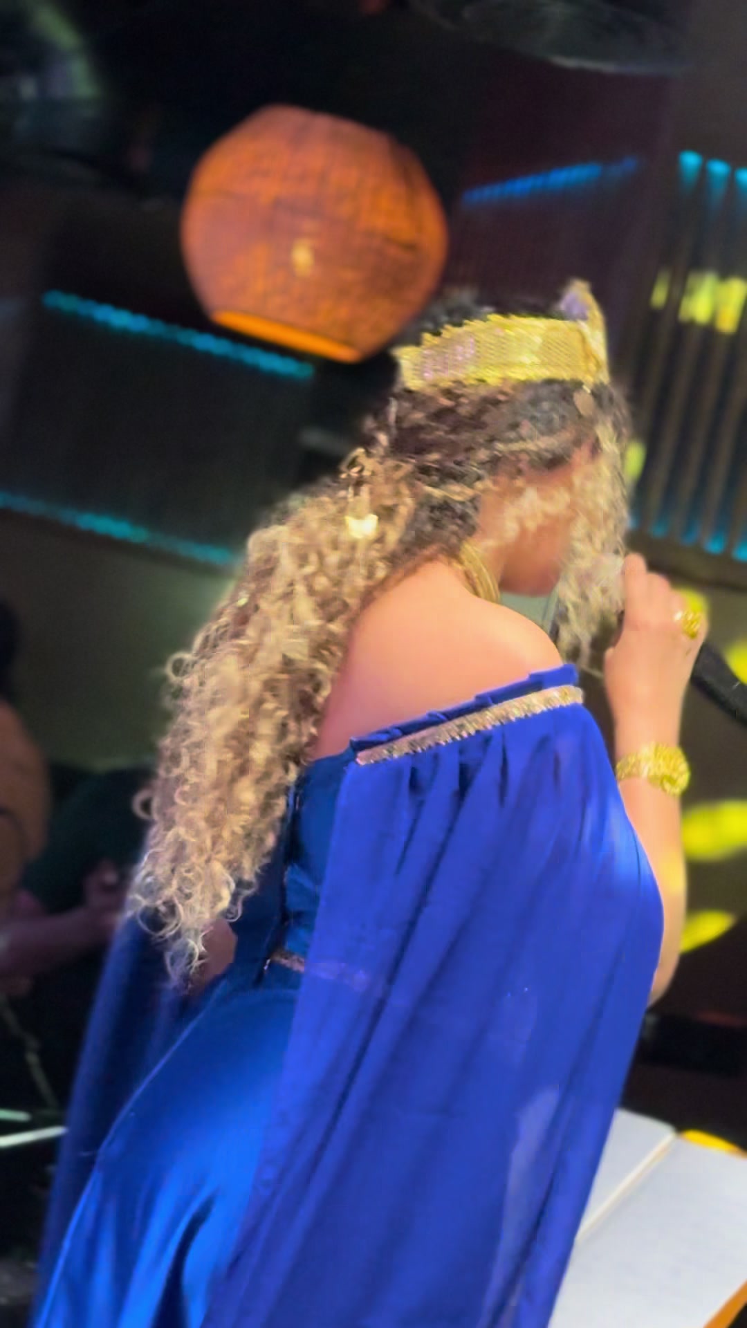 @sυzαи🎤