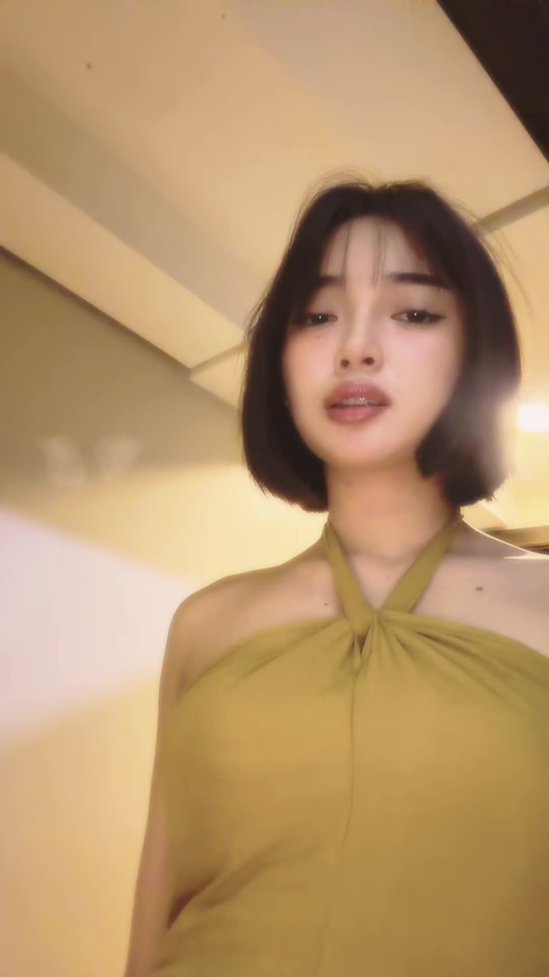@Dora