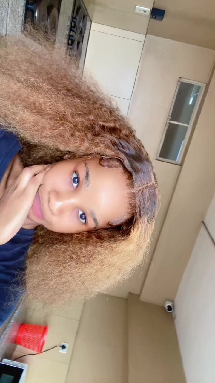 @Bayanda .🍒
