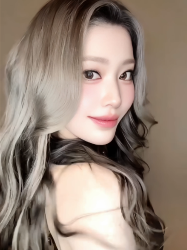 @🫧eljj_83🍑🍑🍑🍑