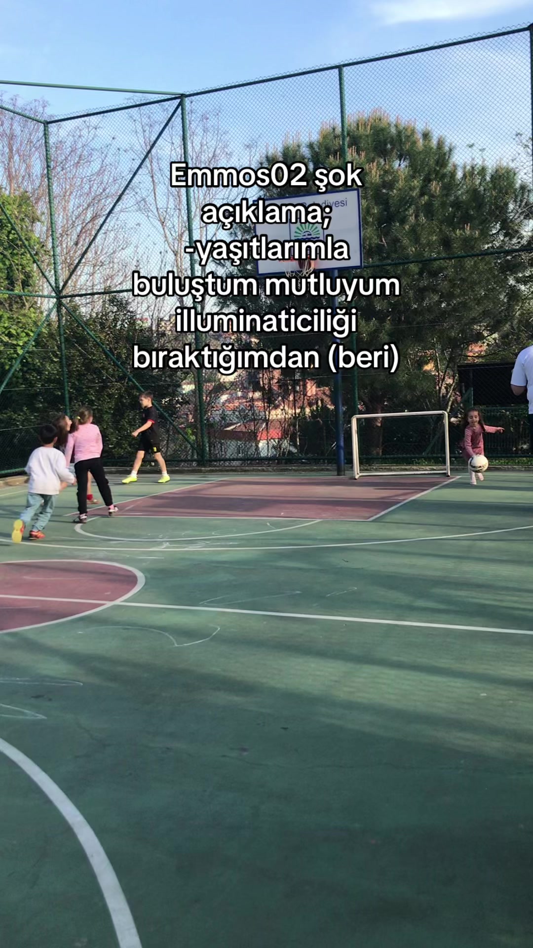 @Emmos02