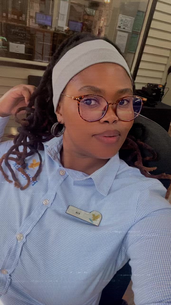 @Kimmy Phongolo🦋