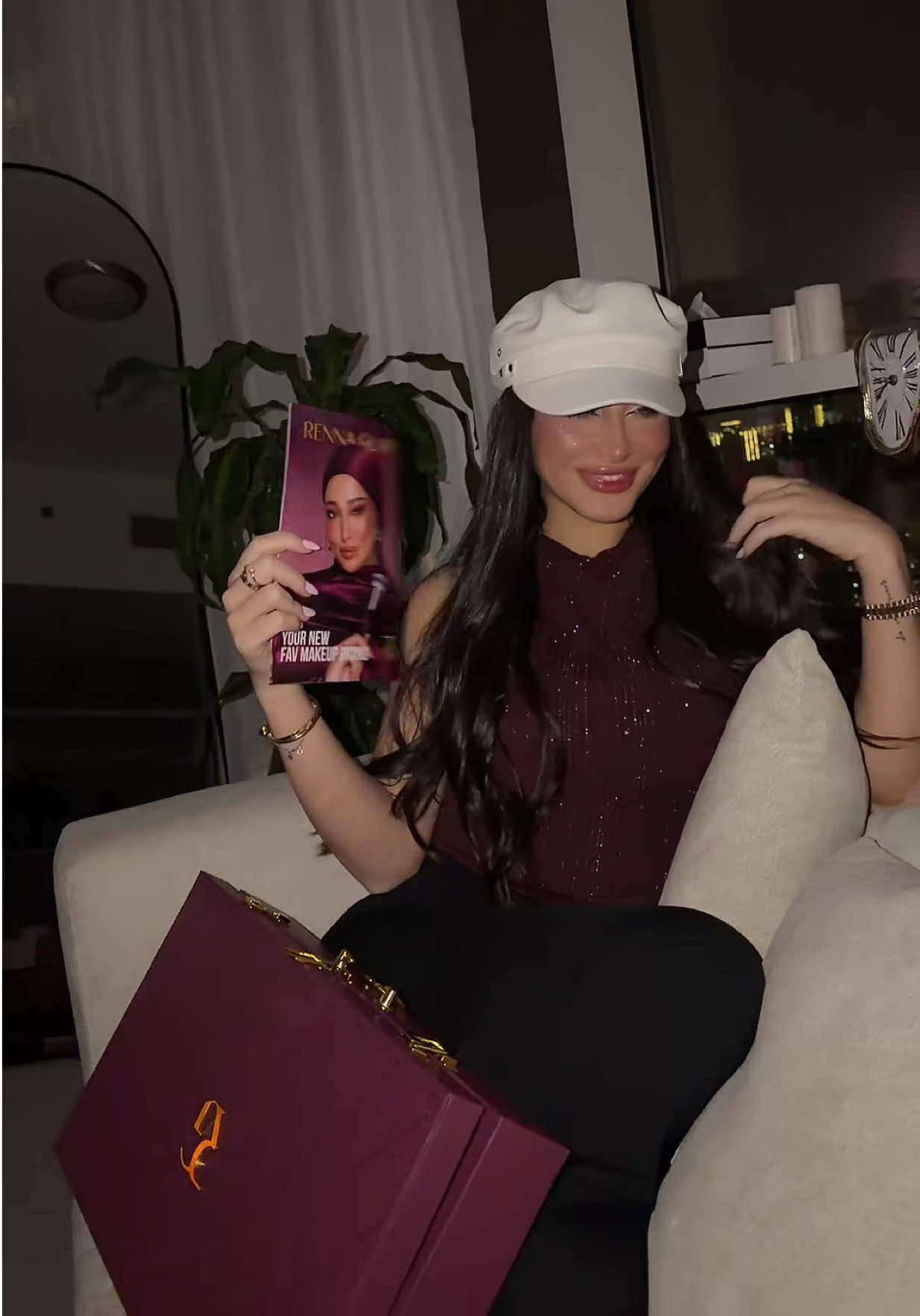 @NADIVA 🦂💜