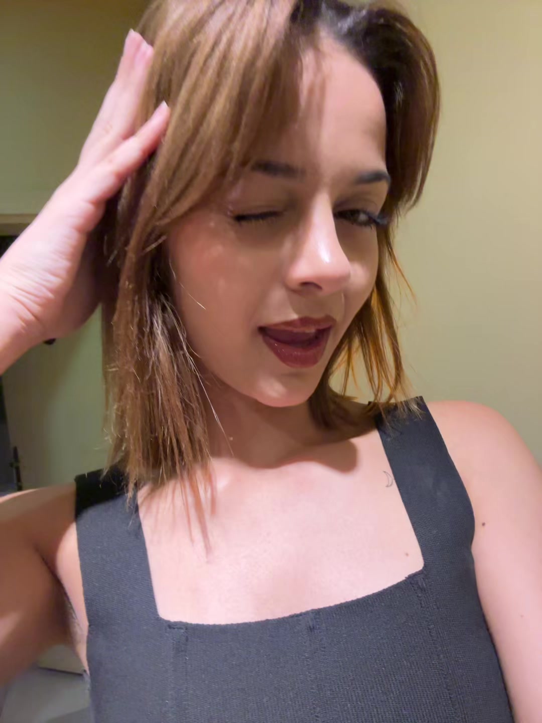 @BKᥫ᭡