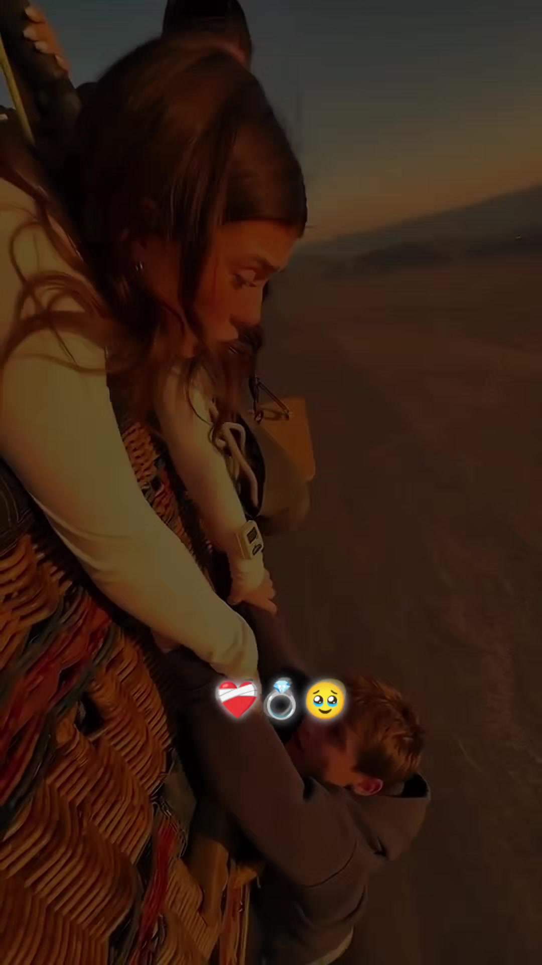 @ℰ𝓂𝒾𝓃🇦🇿