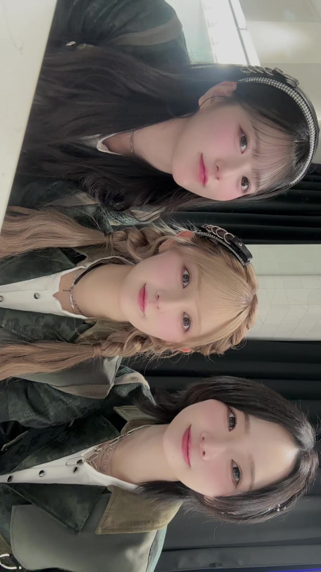 @こひな。