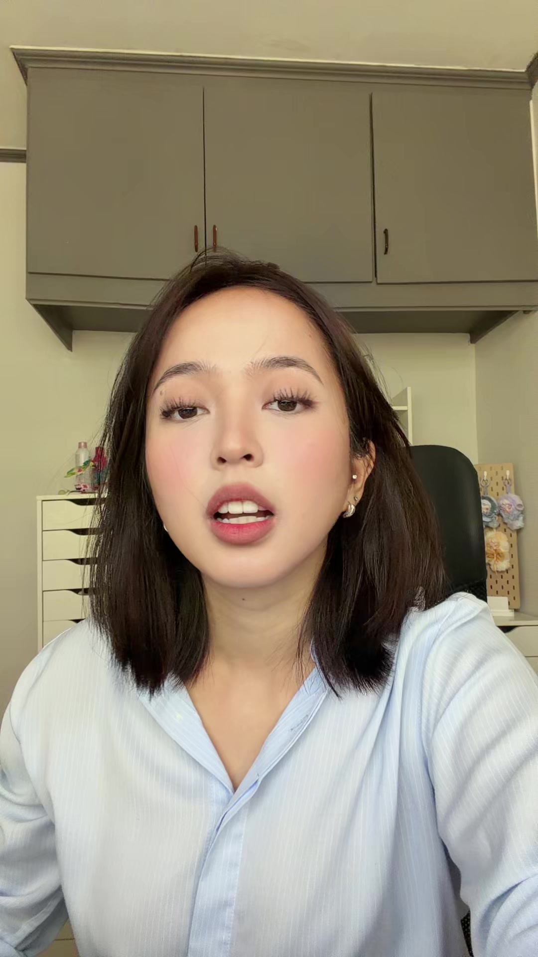 @annamariee