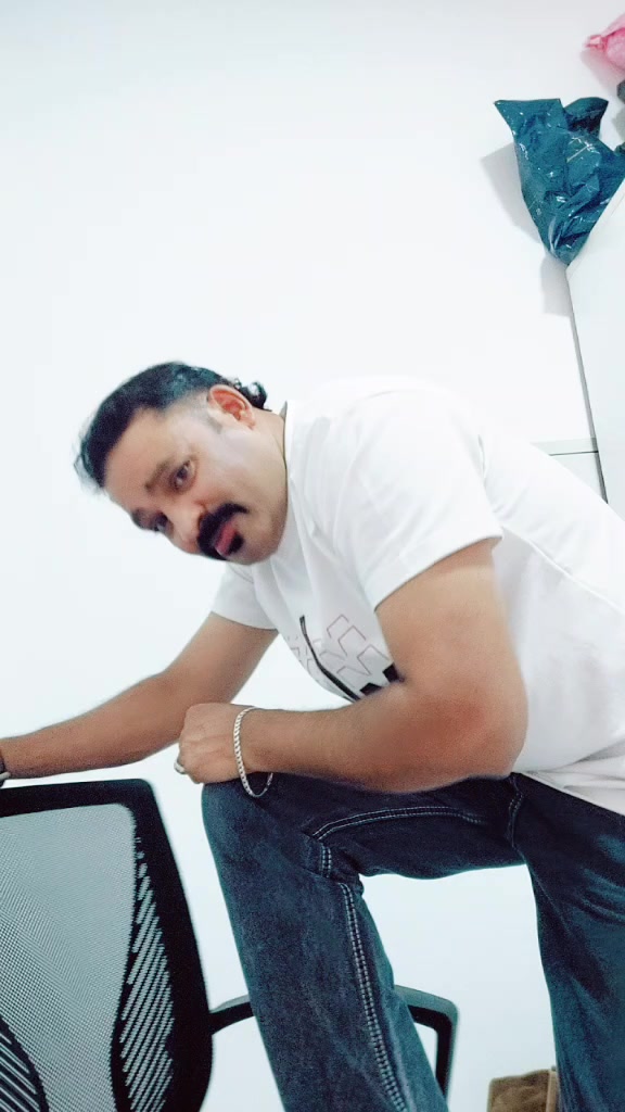 @Hamza pailippuram💞🇮🇳🇦🇪