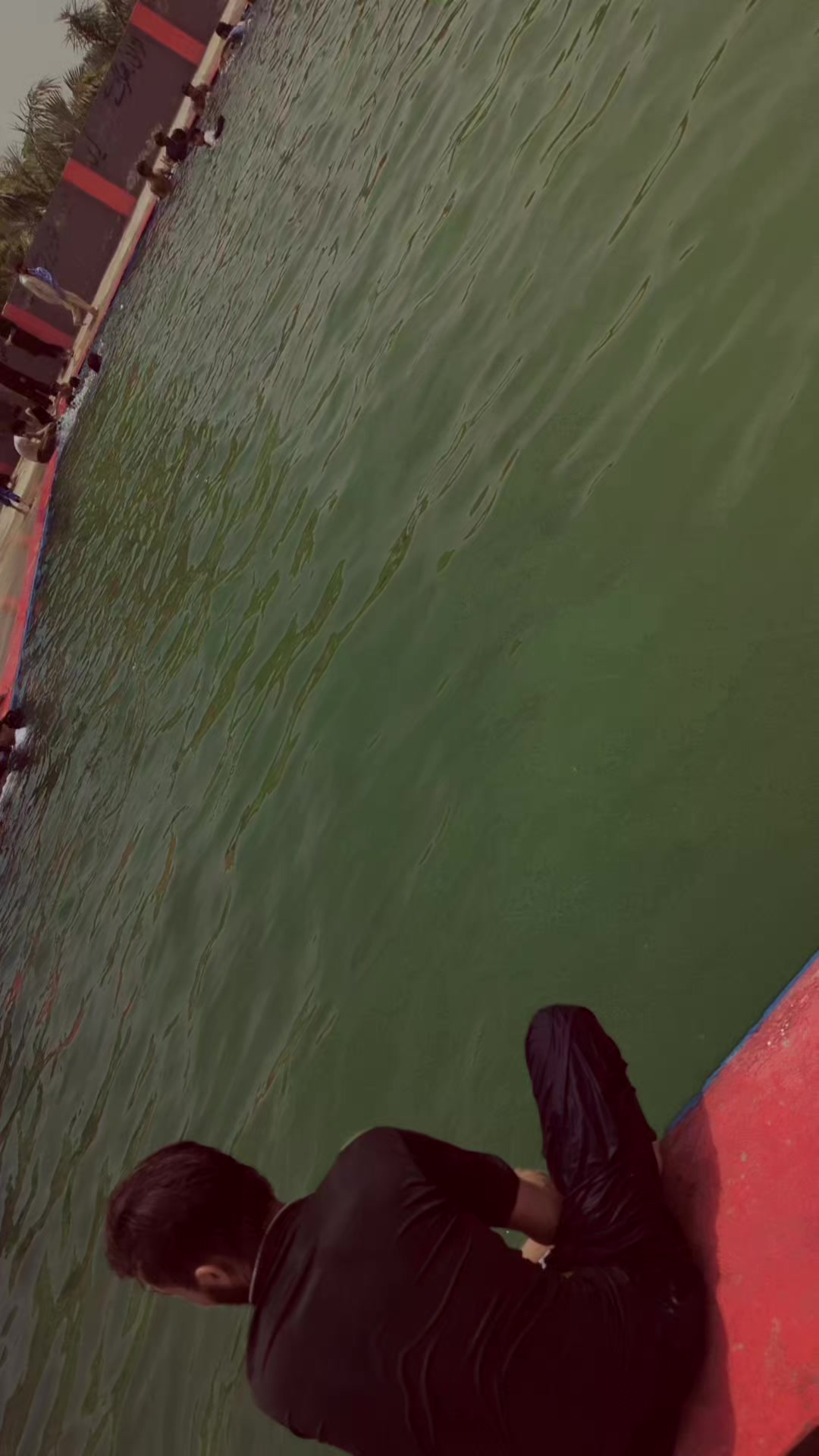 @Zeeshu💫