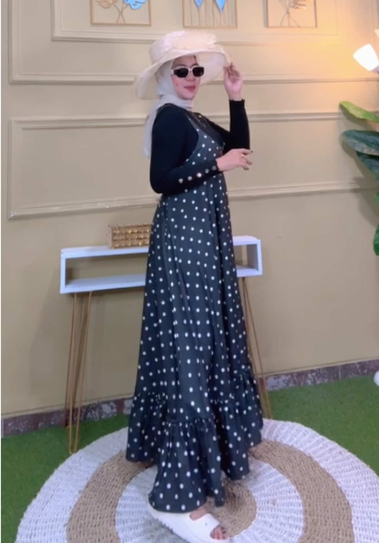 @Twinsco