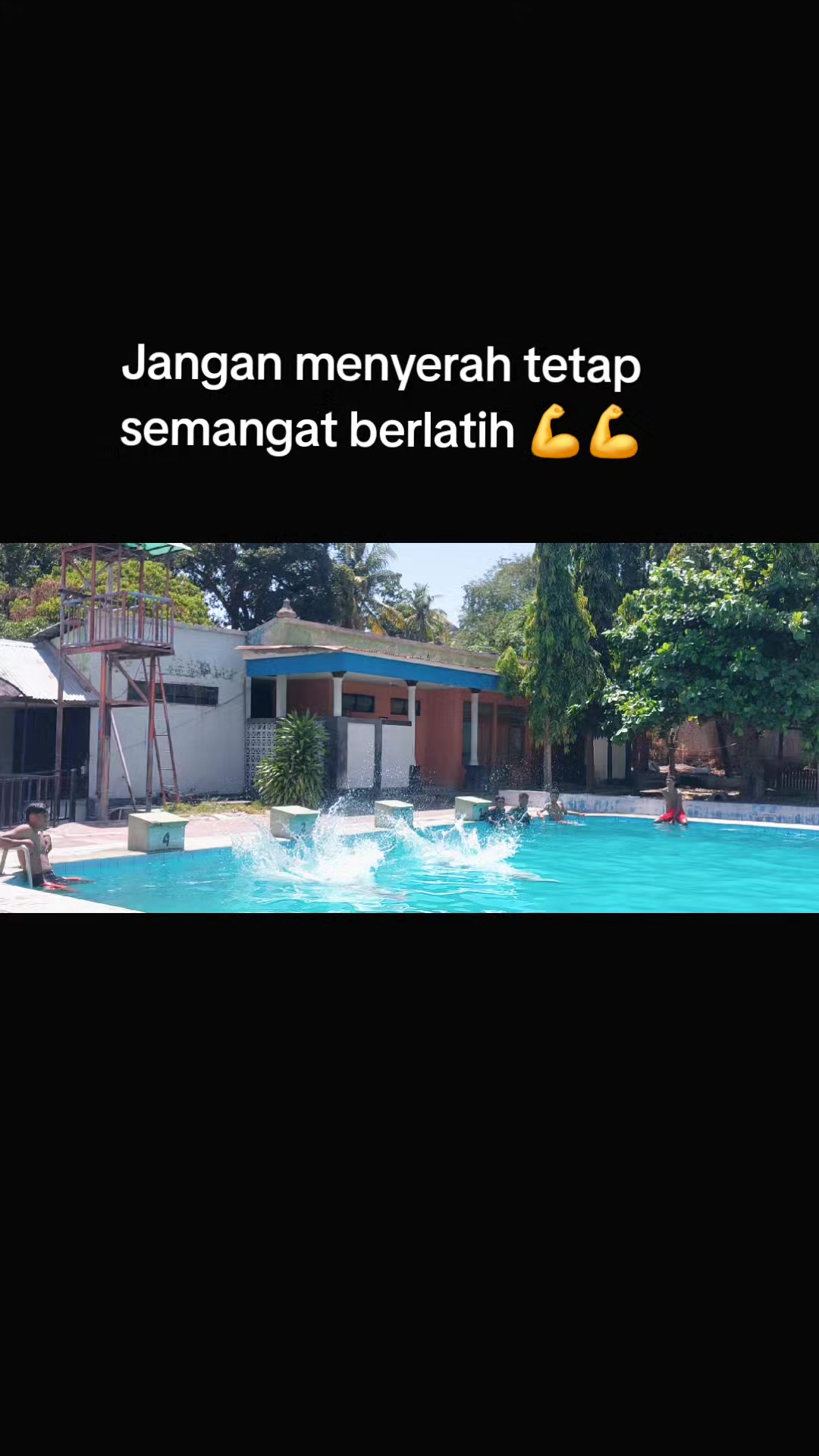 @Ria swimming NTT