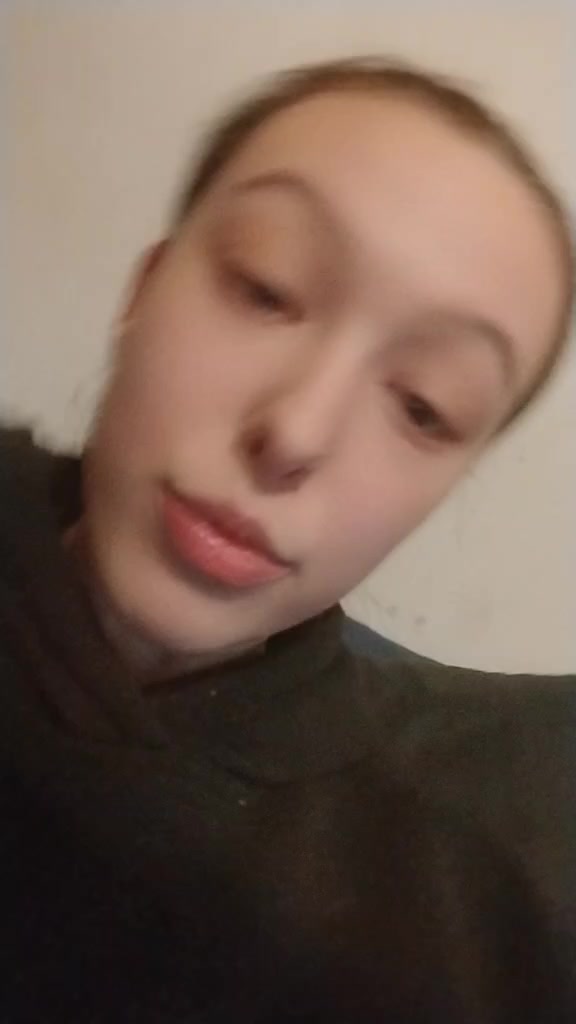 @Bella