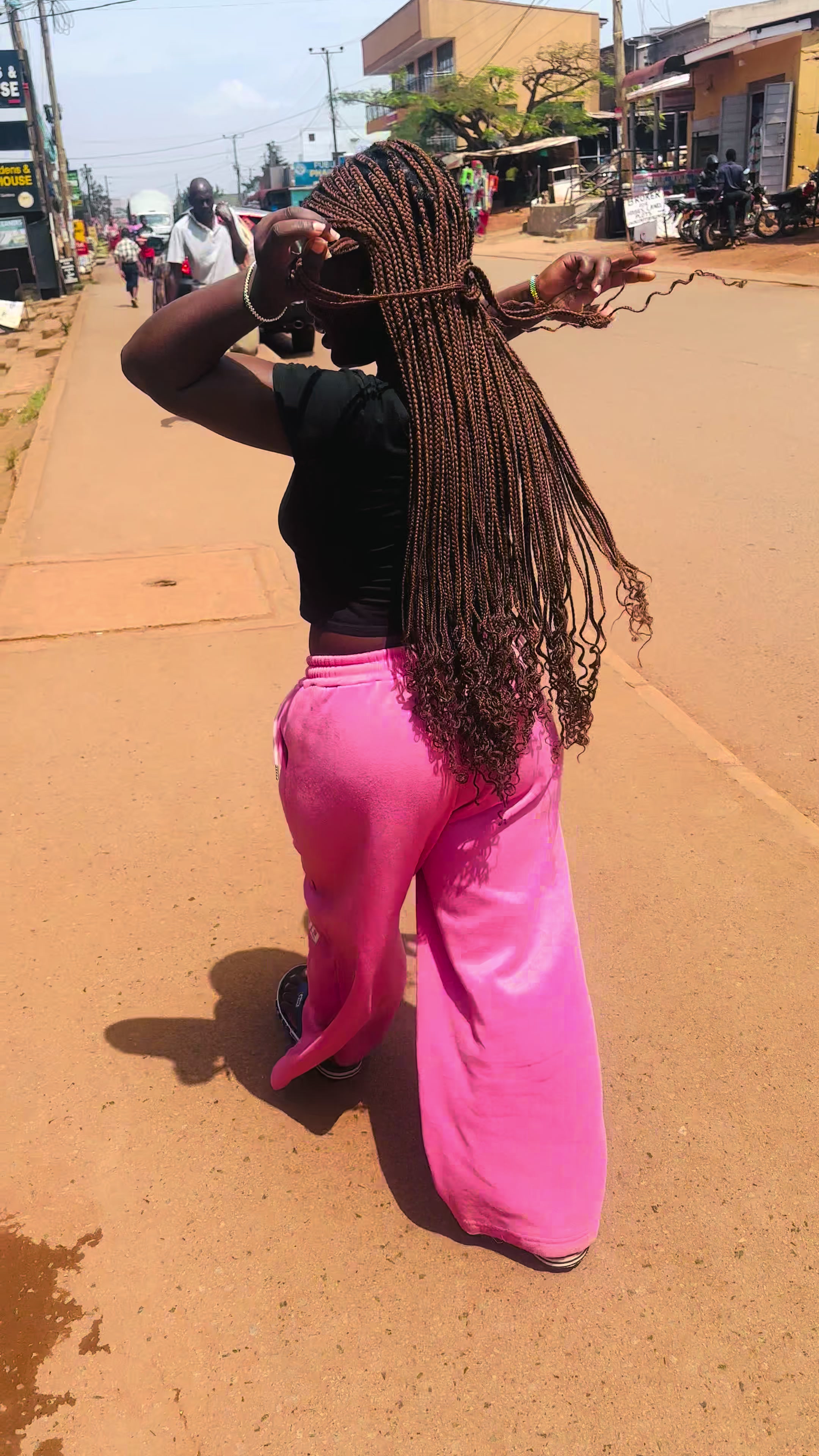 @💥C.E.O🦋APEX METAL WORKS🇺🇬