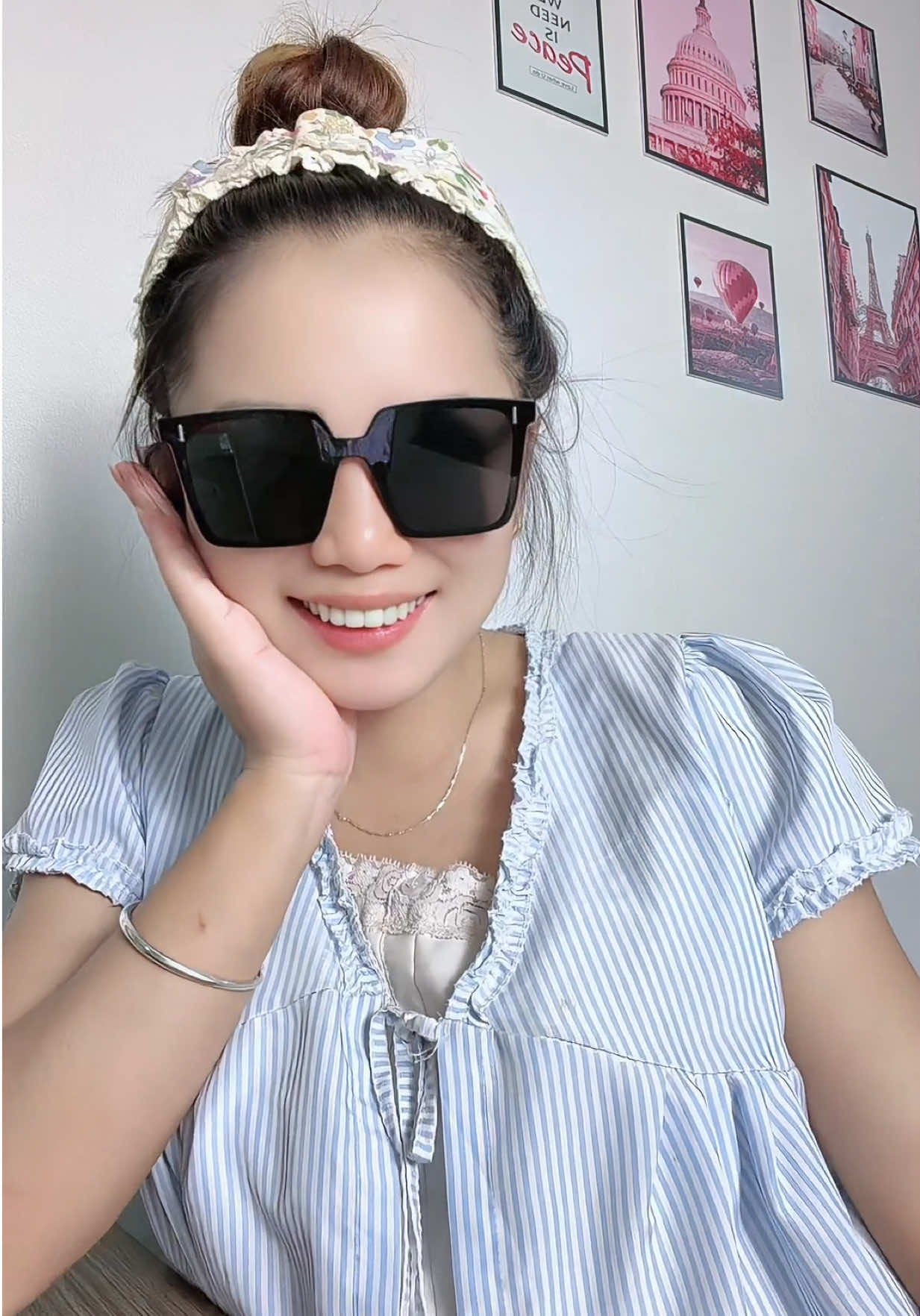 @Hoàng Yến 🌹