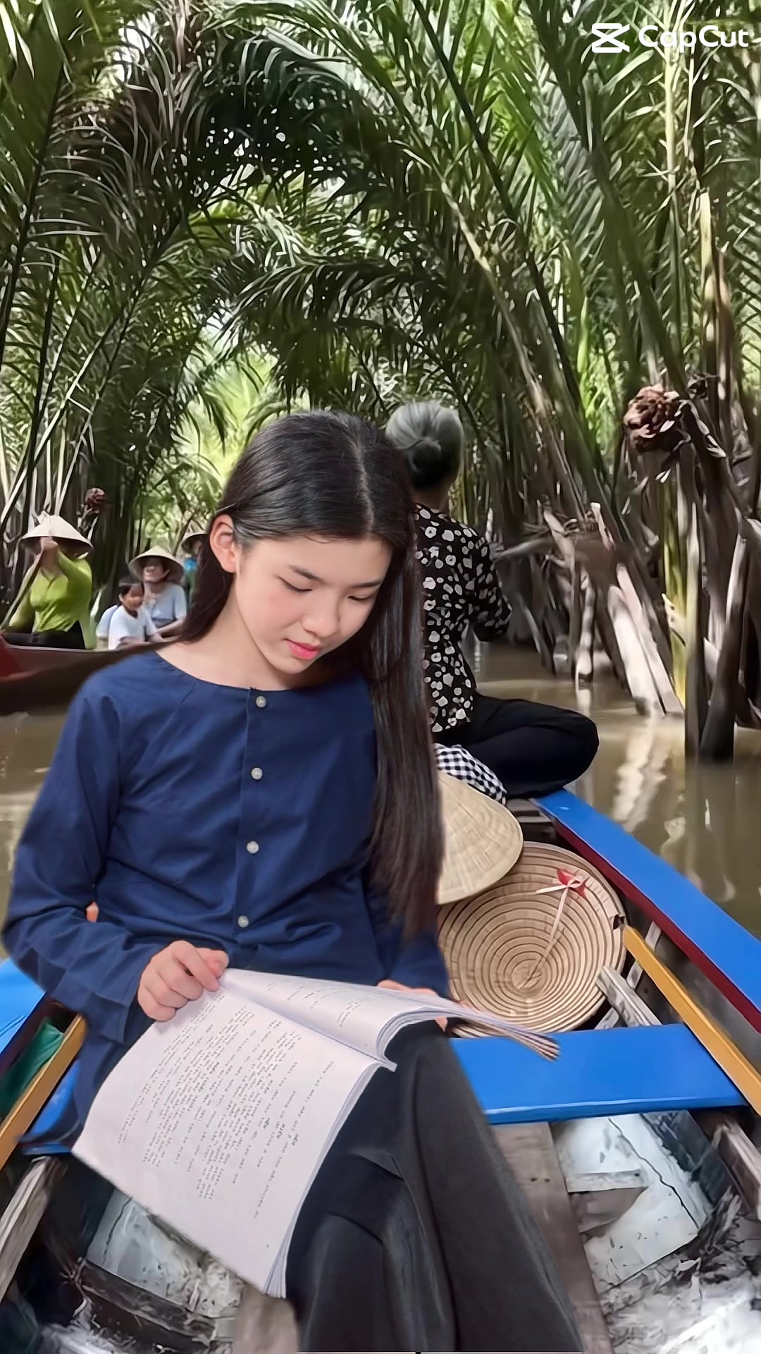 @Bé Khuê Cát