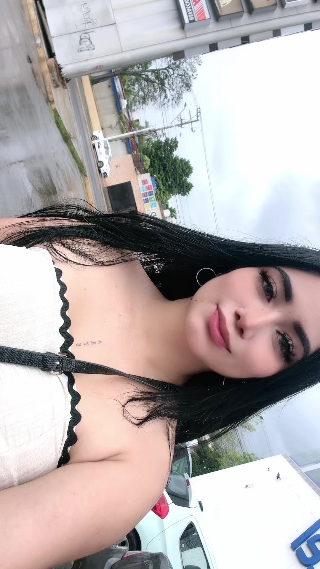 @eli gomez