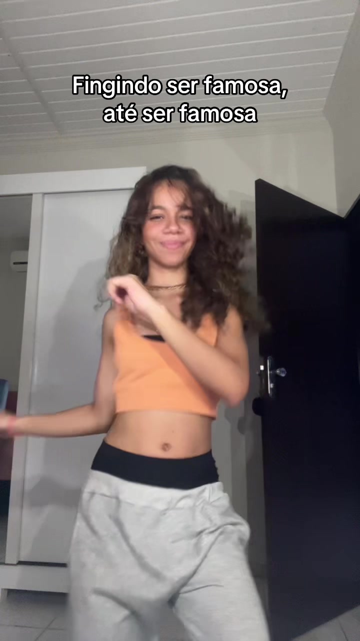 @llulluferrazs2