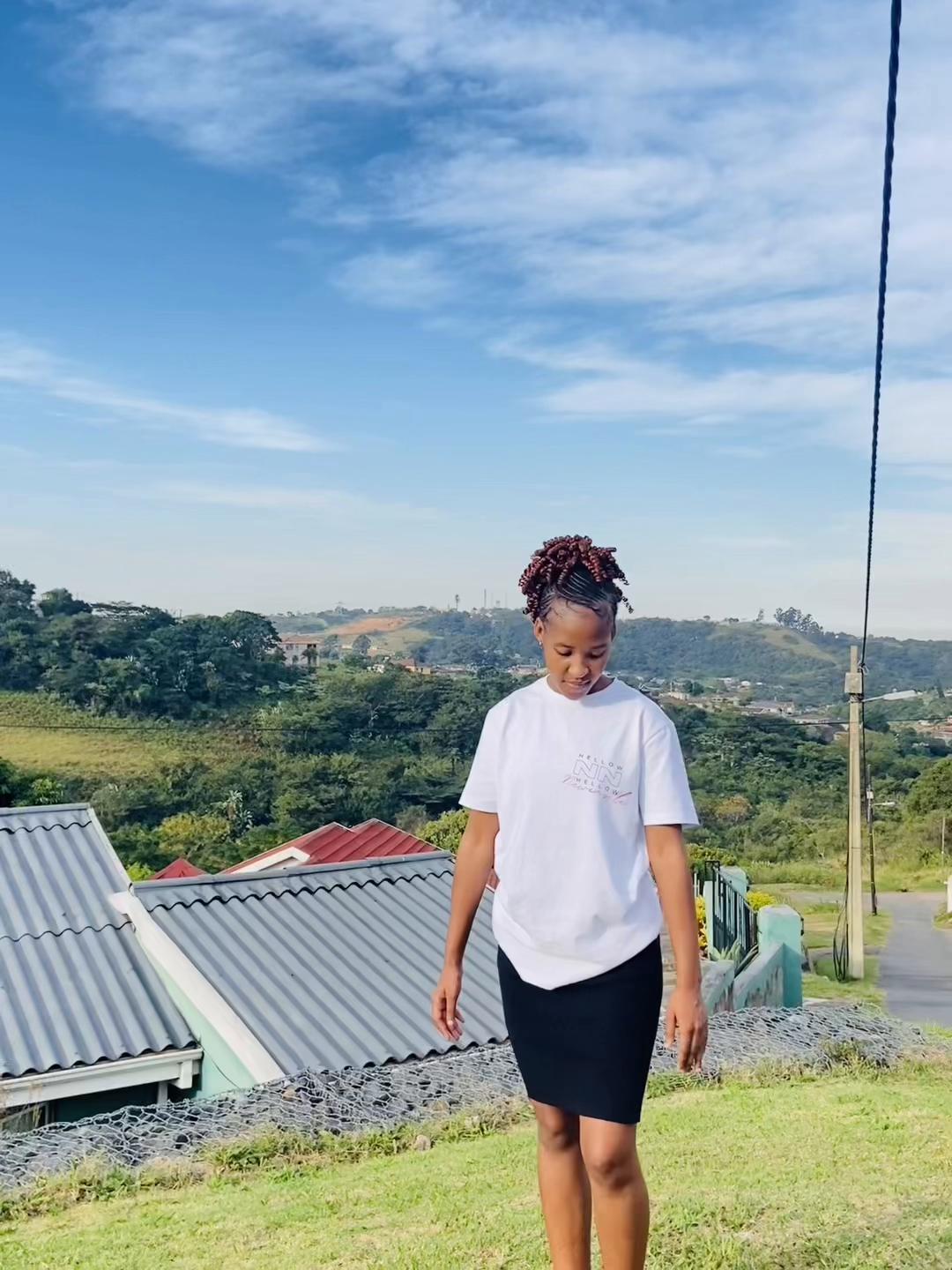 @LusandaMajobe❤️